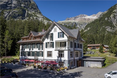 Hotel und Naturresort Handeck - Aussenansicht - by David Birri - Seminarhotelsschweiz - MICE Service Group
