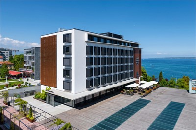 Lake Geneva Hotel in Versoix