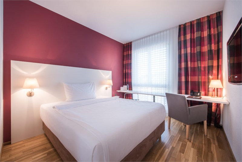 Hotel arcade - Zimmer Doppelbett - Seminarhotels Schweiz - MICE Service Group
