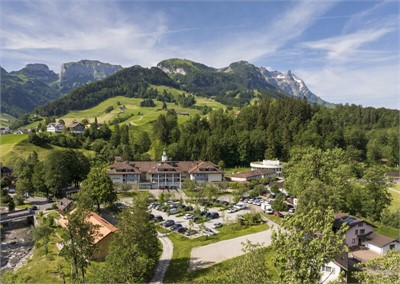 Hotel Hof Weissbad - Aussenansicht - Seminarhotels Schweiz - MICE Service Group