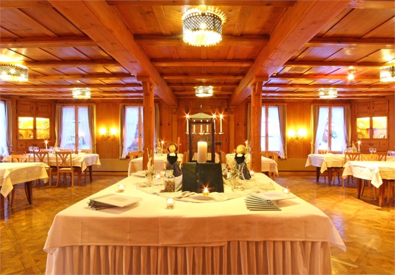 Kemmeriboden Bad - Bedlisaal Restaurant - Seminarhotels Schweiz - MICE Service Group